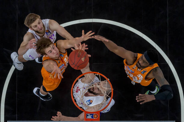 瓜迪奥拉则 瓜迪奥拉则